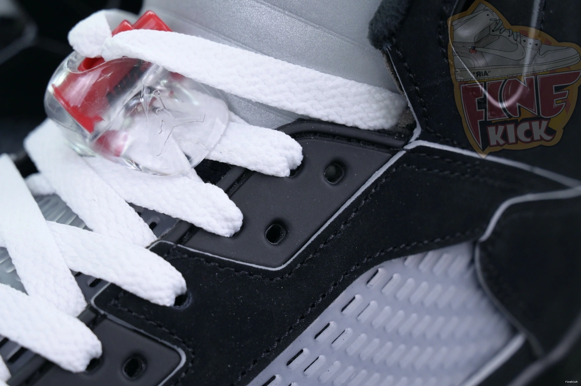 5“BLACK REIMAGINED” METALLIC Air Jordan Jordan 1101